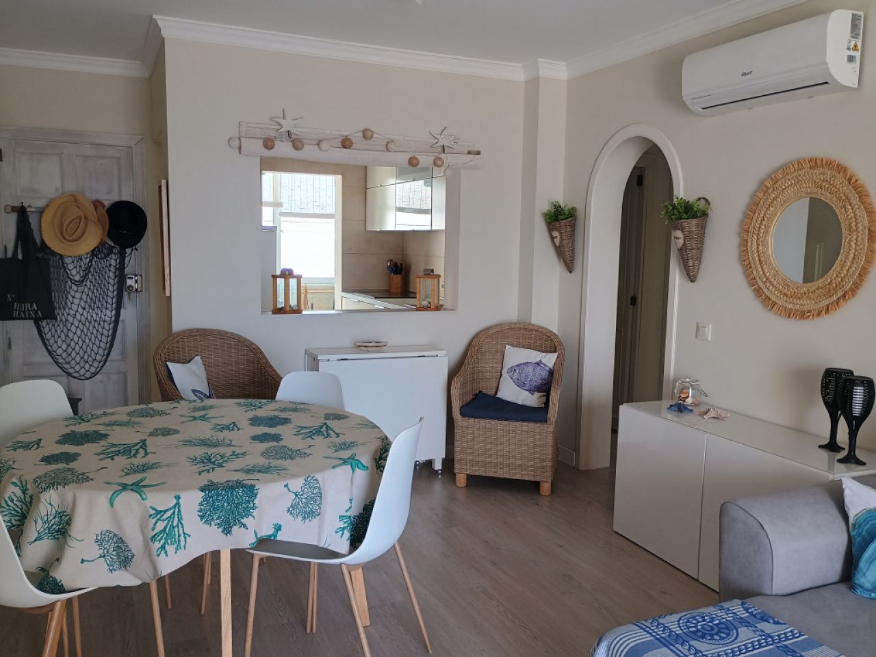 WINTER: Parterreapartment mit Vorterrasse und Meerblick in Colonia St. Jordi -- AP 31 WT