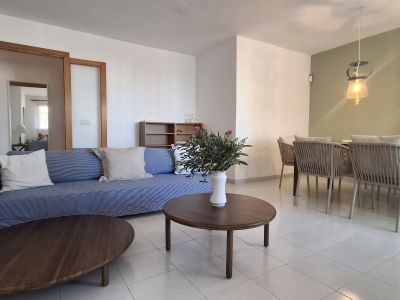 Invierno: Piso en planta baja en el puerto de Colonia St Jordi -- AP 37 WT