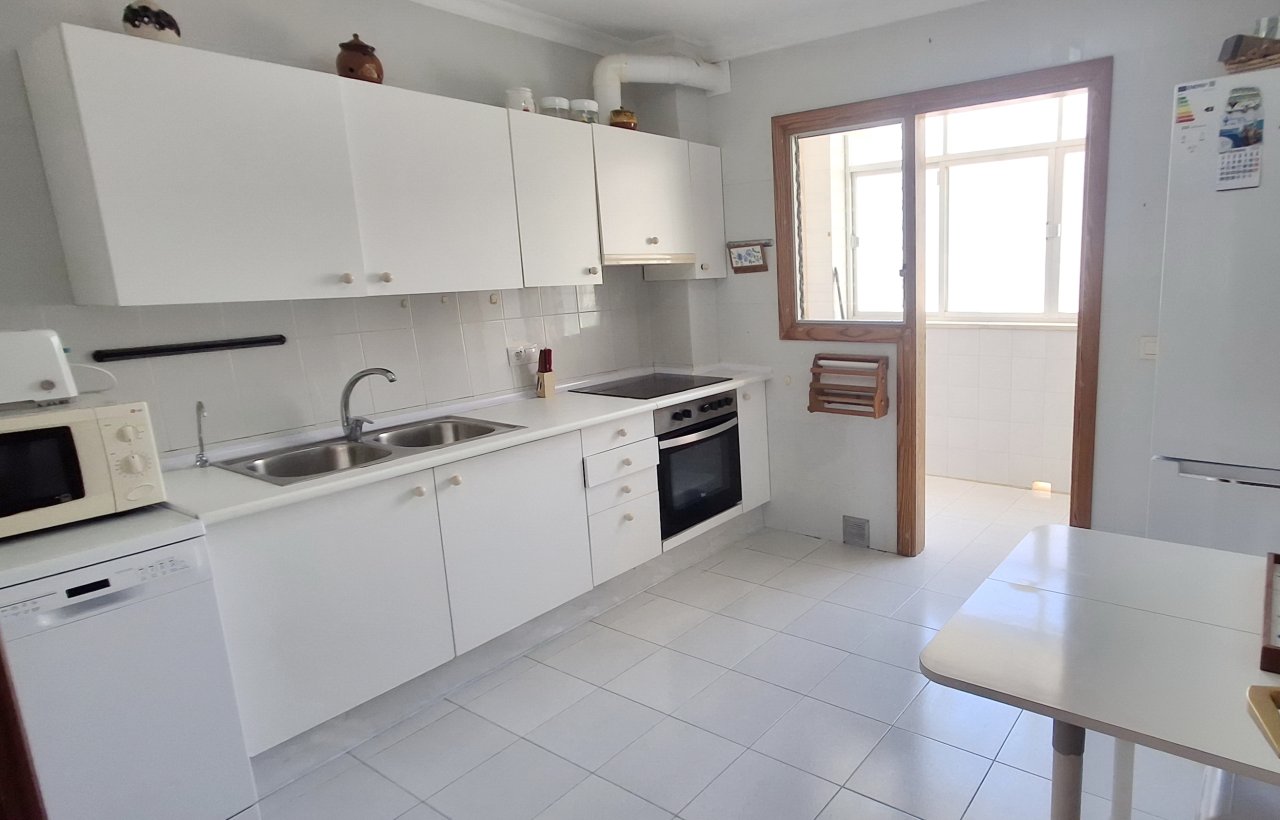 Invierno: Piso en planta baja en el puerto de Colonia St Jordi -- AP 37 WT