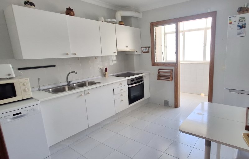 Invierno: Piso en planta baja en el puerto de Colonia St Jordi -- AP 37 WT