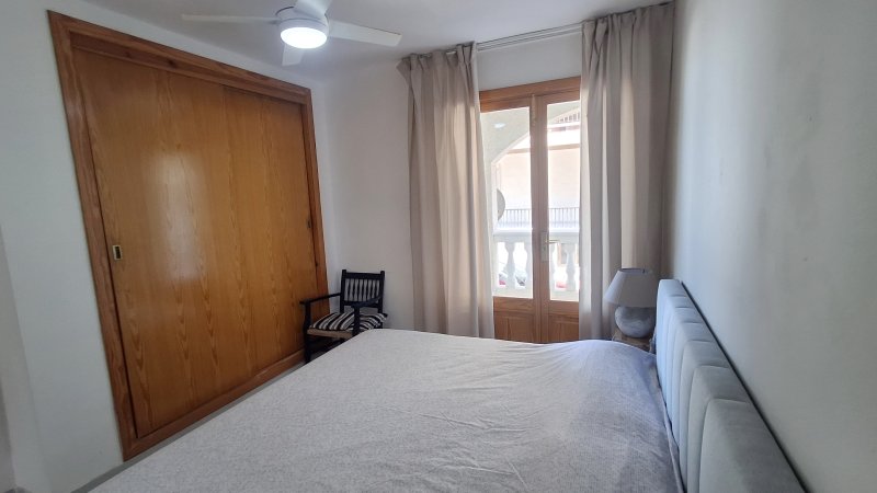Invierno: Piso en planta baja en el puerto de Colonia St Jordi -- AP 37 WT