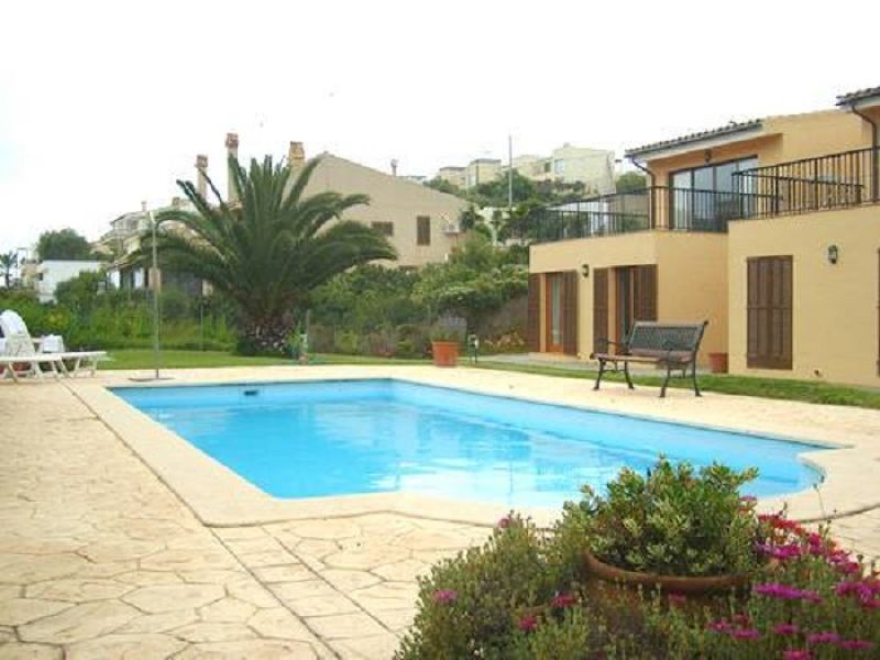 WINTER: Reihenhaus mit Gemeinschaftspool, Pellet und AC in Cala Mandia -- CH 26 WT