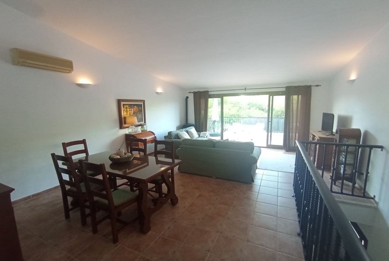 WINTER: Reihenhaus mit Gemeinschaftspool, Pellet und AC in Cala Mandia -- CH 26 WT