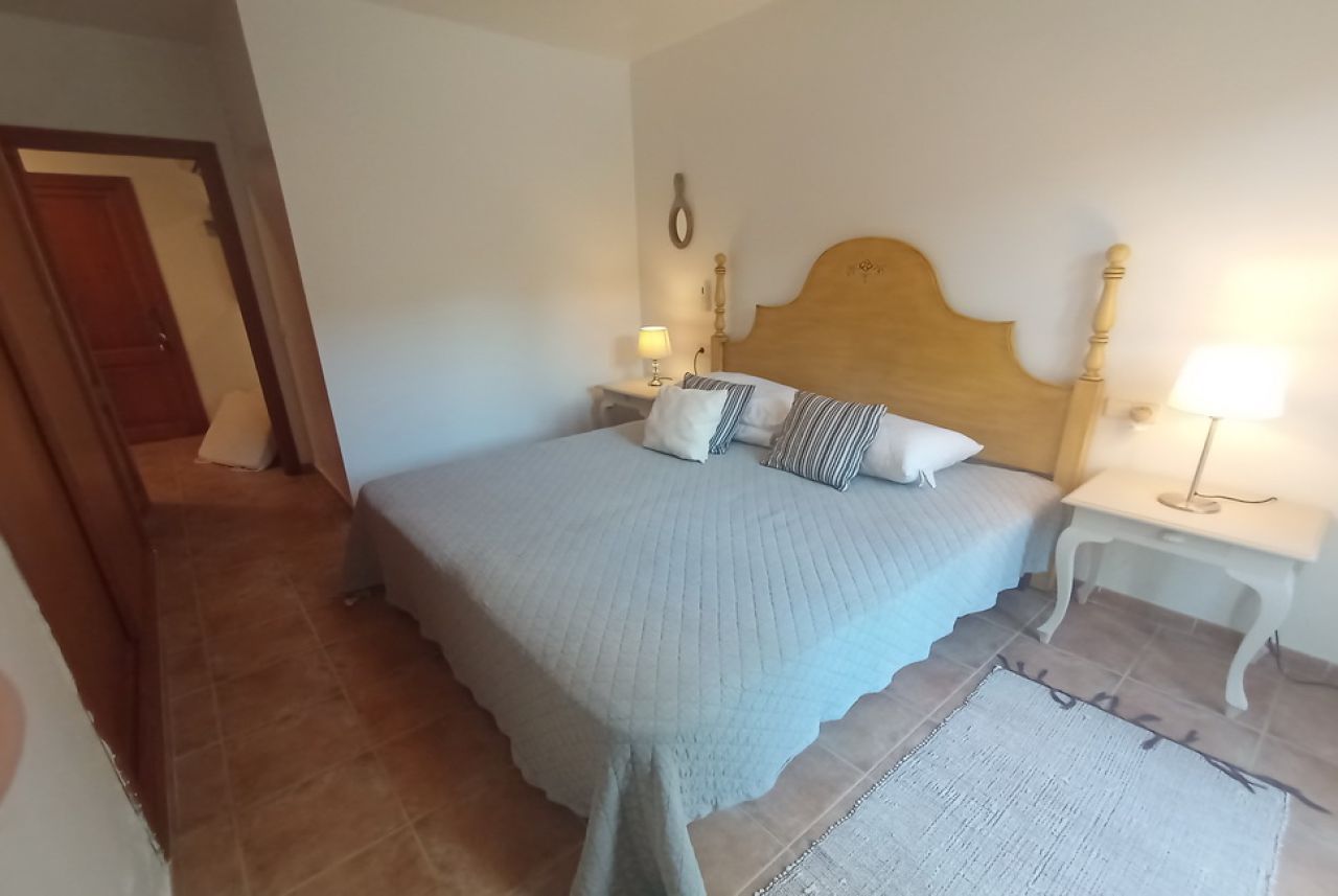 WINTER: Reihenhaus mit Gemeinschaftspool, Pellet und AC in Cala Mandia -- CH 26 WT