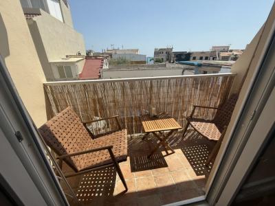 Invierno: Apartamento reformado con suelo radiante + balcón en Portixol-Palma -- AP 33 WT