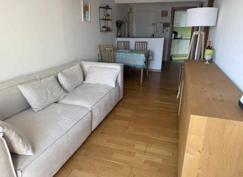 Invierno: Apartamento reformado con suelo radiante + balcón en Portixol-Palma -- AP 33 WT