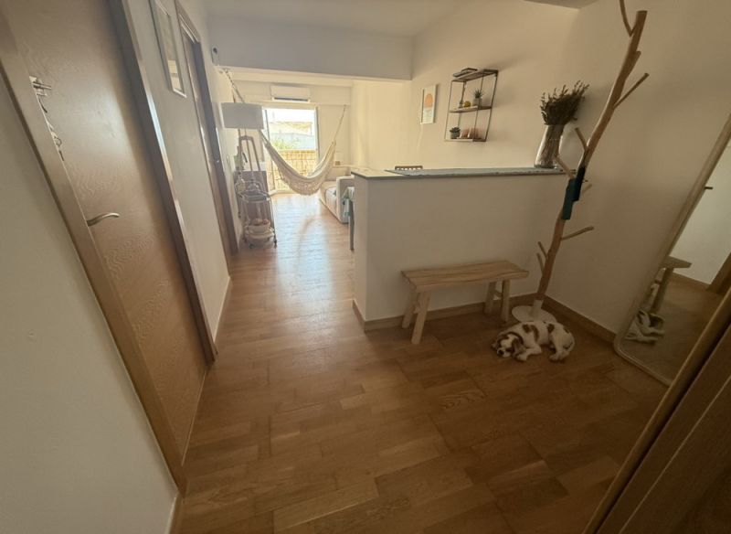 Invierno: Apartamento reformado con suelo radiante + balcón en Portixol-Palma -- AP 33 WT