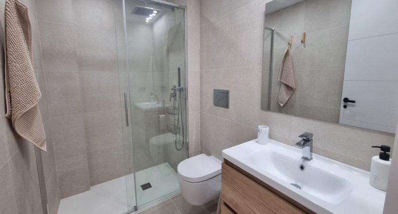 Invierno / Alquiler de temporada: Apartamento moderno con aerotermia cerca del puerto de Colonia St Jordi -- AP 35