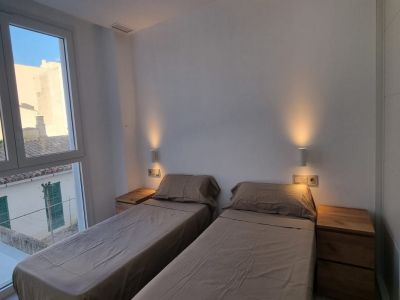 Invierno / Alquiler de temporada: Apartamento moderno con aerotermia cerca del puerto de Colonia St Jordi -- AP 35