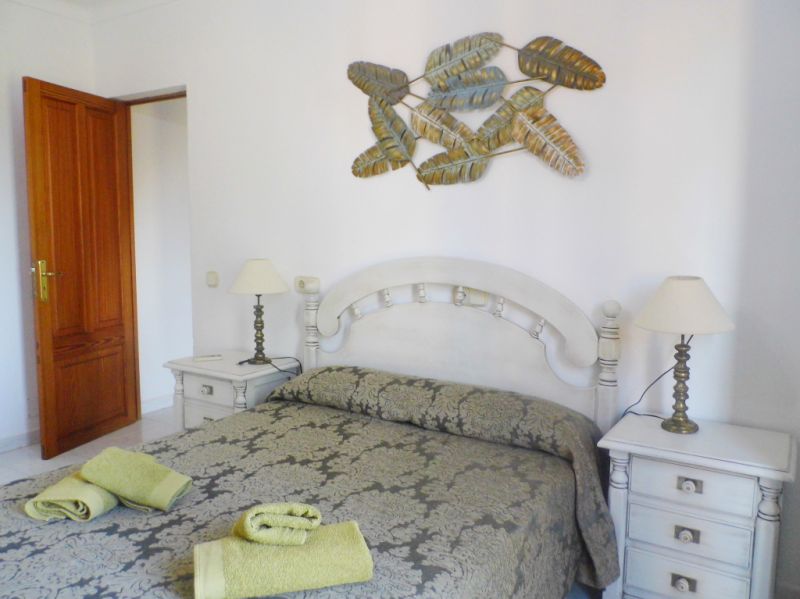 WInter: Beautiful finca with heating and sea views at S Horta --- F 12 WT