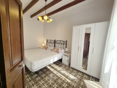 WINTER: Typisch mallorquinisches Dorfhaus auf 2 Etagen in Ariany -- DH 20 WT