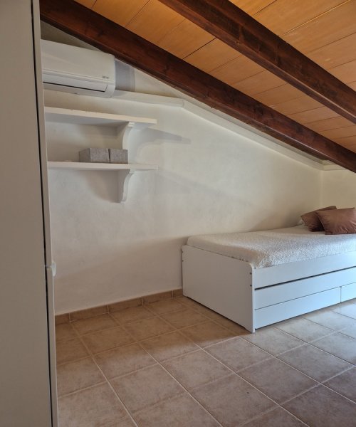 WINTER: Typisch mallorquinisches Dorfhaus auf 2 Etagen in Ariany -- DH 20 WT