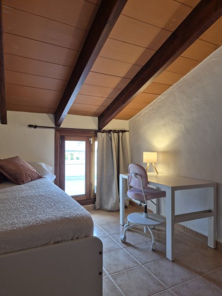 WINTER: Typisch mallorquinisches Dorfhaus auf 2 Etagen in Ariany -- DH 20 WT