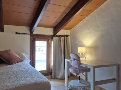 WINTER: Typisch mallorquinisches Dorfhaus auf 2 Etagen in Ariany -- DH 20 WT
