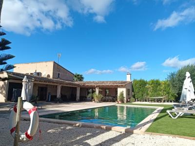 WINTER 27/28: Charming Finca with Beautiful Garden and Heating near Sant Llorenç