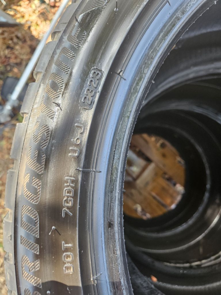 Winter tyres as good as new