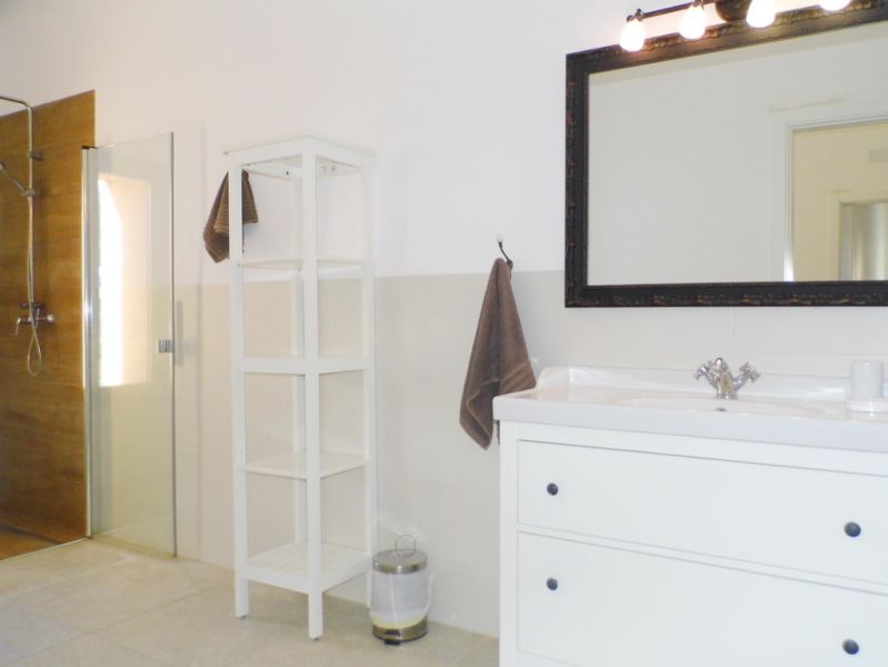 TEMPORADA DE INVIERNO 24/ 25: Finca de una sola planta y de última generación cerca de Manacor --- F