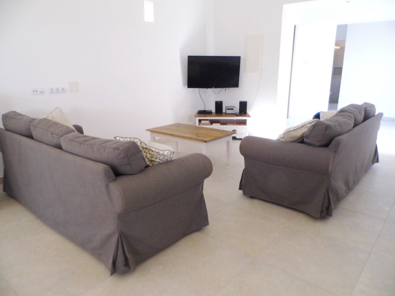 TEMPORADA DE INVIERNO 24/ 25: Finca de una sola planta y de última generación cerca de Manacor --- F