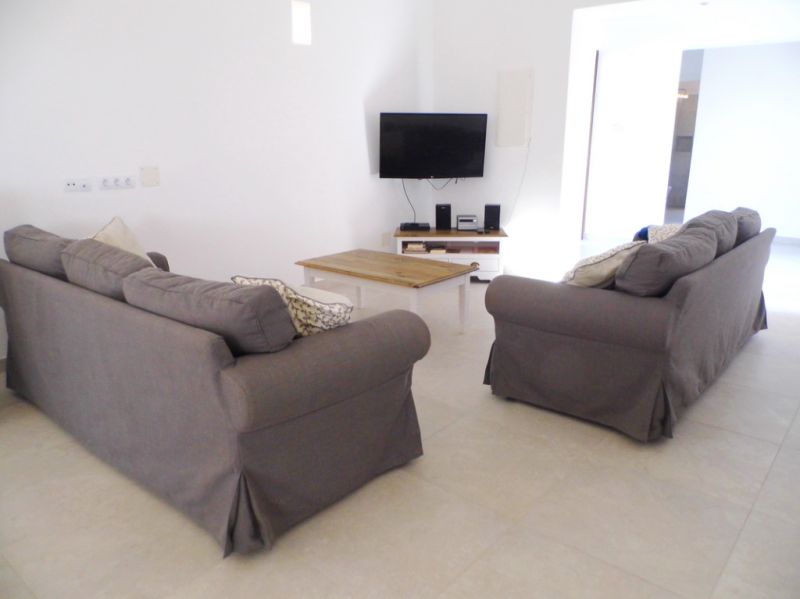 TEMPORADA DE INVIERNO 24/ 25: Finca de una sola planta y de última generación cerca de Manacor --- F