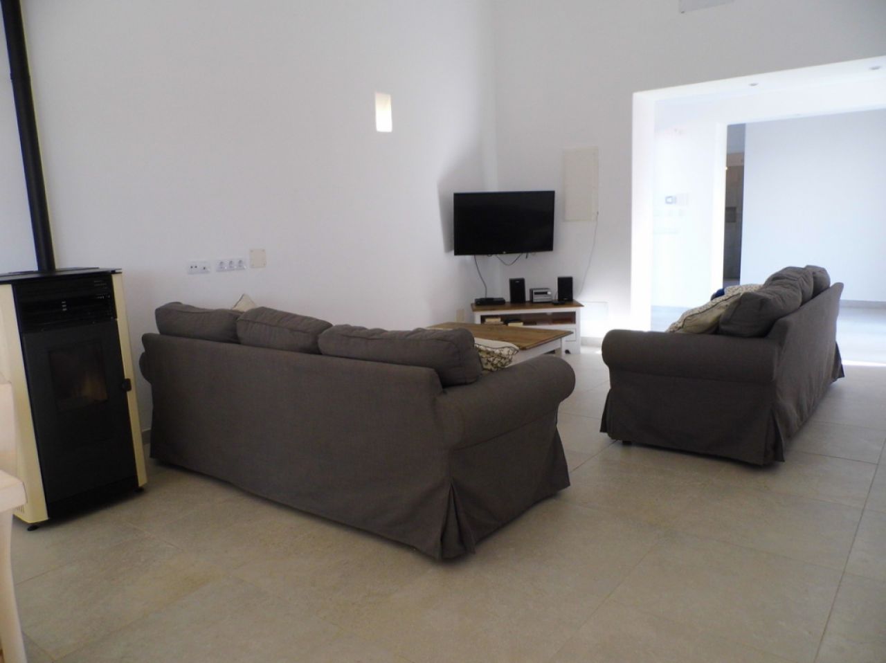 TEMPORADA DE INVIERNO 24/ 25: Finca de una sola planta y de última generación cerca de Manacor --- F