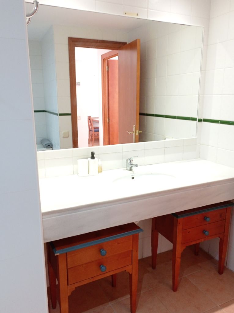 Wintersaison: Ergeschosswohnung mit Terrasse in Hafennähe von Cala Dor --- AP 14 WT