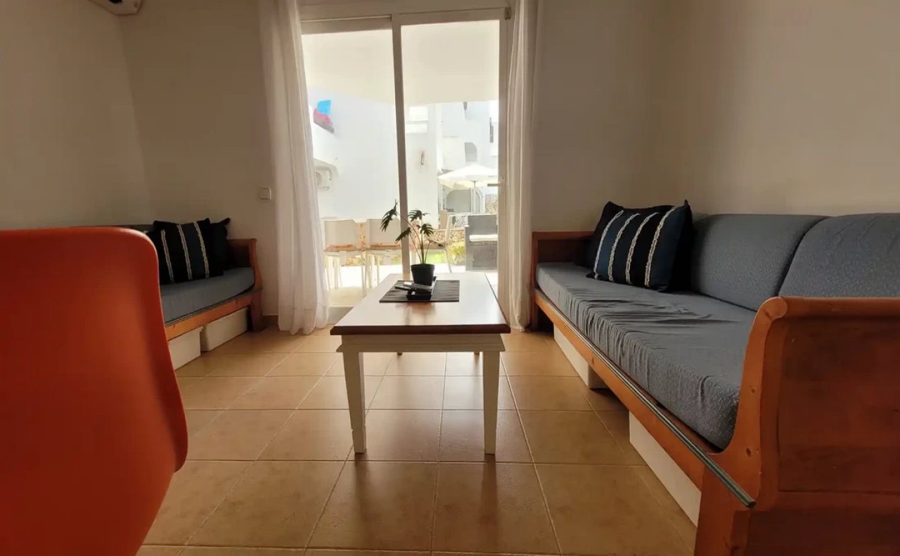 Winter season: Ground-floor apartment with terrace and communal pool near the harbor of Cala Dor --- AP 14 WT