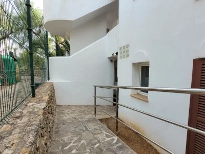 Winter season: Ground-floor apartment with terrace and communal pool near the harbor of Cala Dor --- AP 14 WT