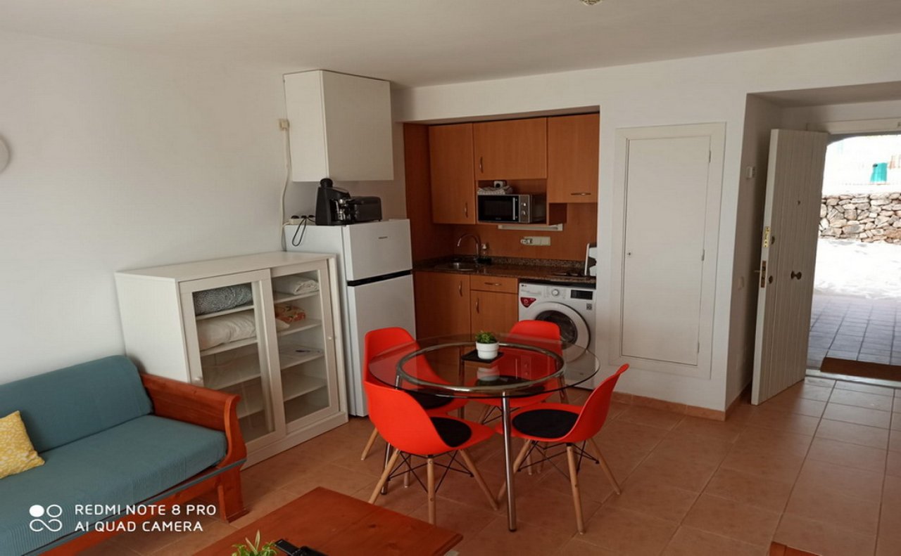Winter season: Ground-floor apartment with terrace and communal pool near the harbor of Cala Dor --- AP 14 WT