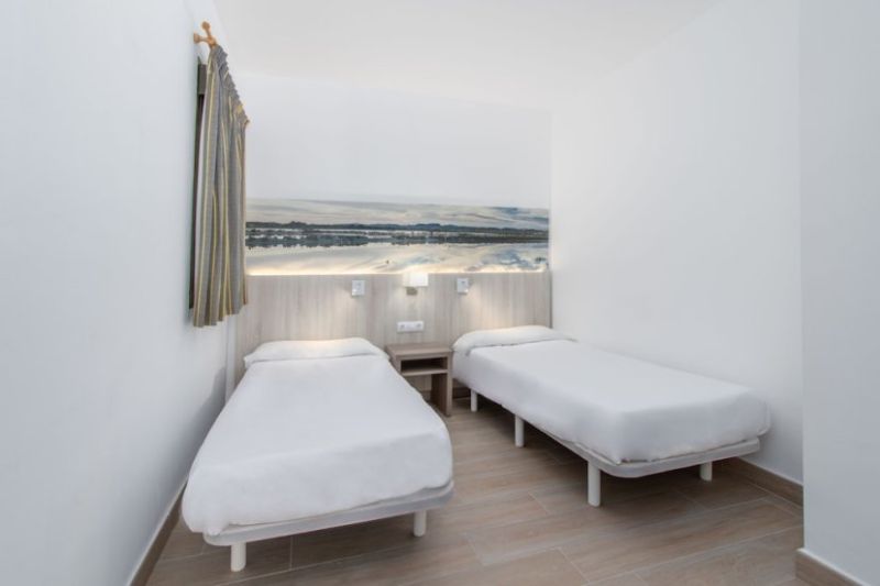 WINTERSAISON: Moderne, helle Apts mit Terrassen in Colonia St Jordi-- AP 16 WT