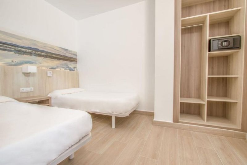 WINTERSAISON: Moderne, helle Apts mit Terrassen in Colonia St Jordi-- AP 16 WT