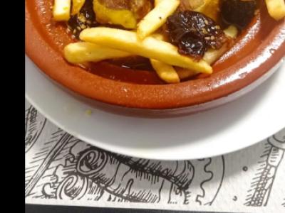 We offer food service