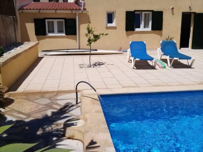 Wohnen direkt am Meer  - Modernes Haus mit Pool und Gästeapartment