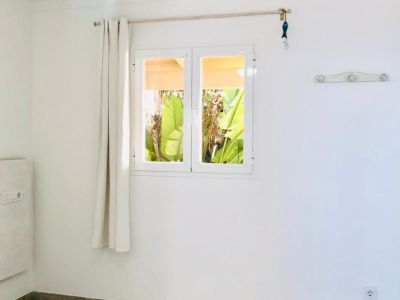 Wohnen direkt am Meer  - Modernes Haus mit Pool und Gästeapartment