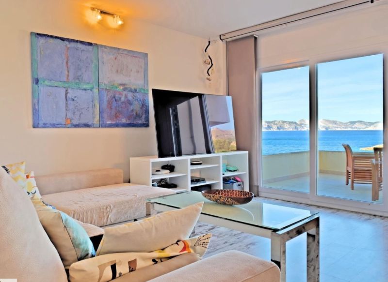 Wohnhaus in Mal Pas Alcudia mit direktem Meerzugang und herrlichem Ausblick