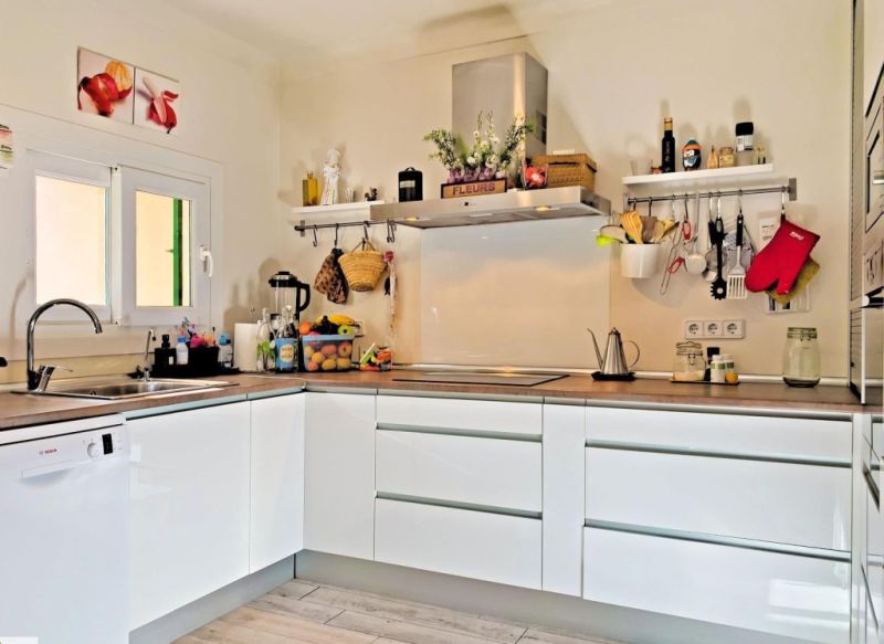 Wohnhaus in Mal Pas Alcudia mit direktem Meerzugang und herrlichem Ausblick