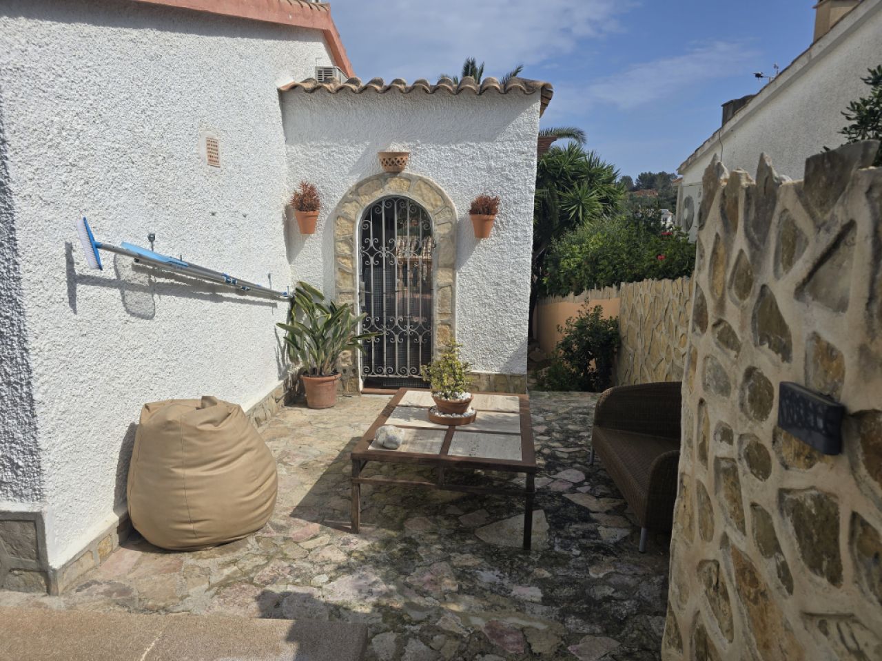 Residential gem with panoramic view