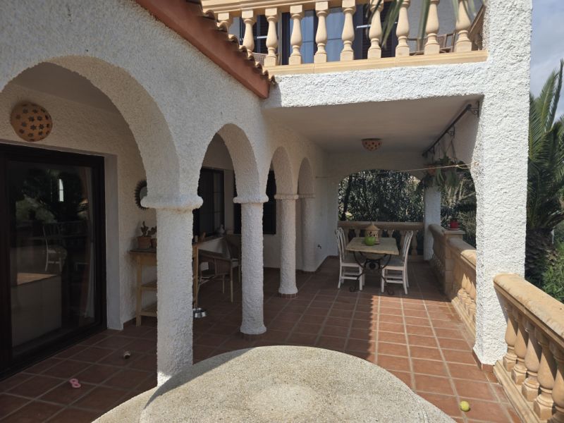 Residential gem with panoramic view