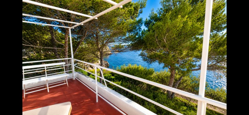 WOHNUNG DIREKT AM MEER IN PORTOCOLOM