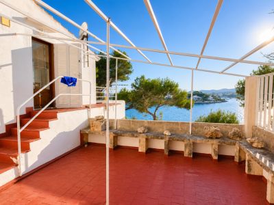 WOHNUNG DIREKT AM MEER IN PORTOCOLOM