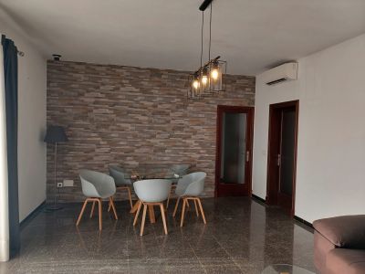 Primer piso en Portocolom, 3 dormitorios (posibilidad de párking)