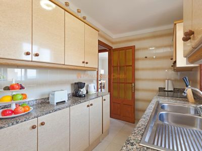 Seafront apartment in Cala Mandia