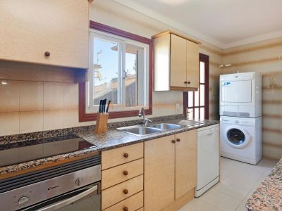Seafront apartment in Cala Mandia