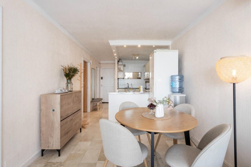 Wohnung in erster Meereslinie in Port Adriano zur Miete oder zum Kauf