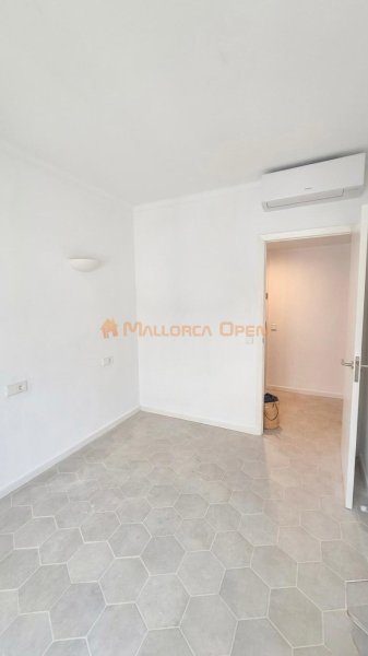 Wohnung in erster Meereslinie in S'illot
