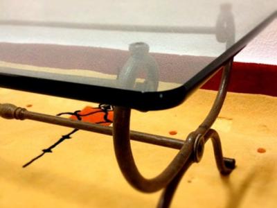 Living room coffee table iron frame finger-thick glass top 120 x 50