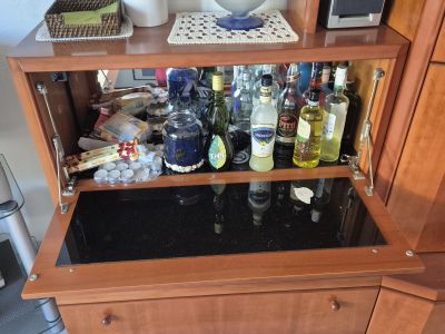 Wohnzimmerschrank massive Kirsche