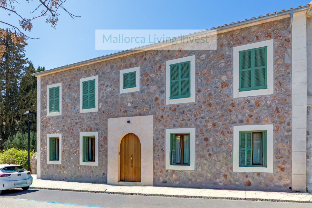 Preciosa planta baja con terraza y parking en Valldemossa