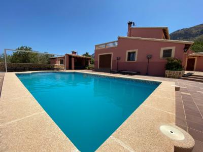 Wunderschöne rustikale Finca zu vermieten in Colonia de Sant Pere