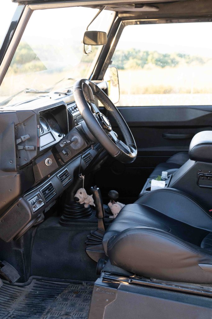 Precioso Land Rover Defender TD5 con A/A - Matriculación española