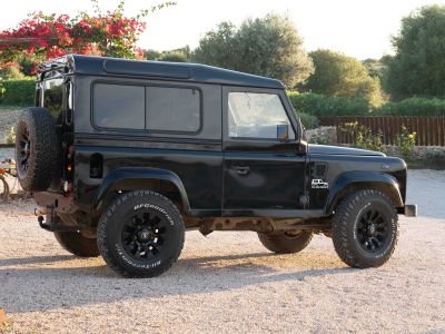 Precioso Land Rover Defender TD5 con A/A - Matriculación española